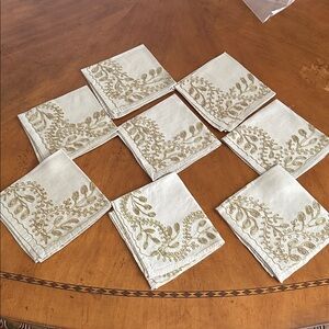 NEW Embroidered Cream & Gold Linen Napkin Set - Elegant Leaf Motif (8)